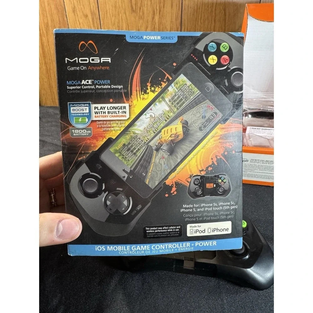 MOGA GGX8807Q Bluetooth Wireless Gaming Controller iPhone 5 5S SE iPod‎